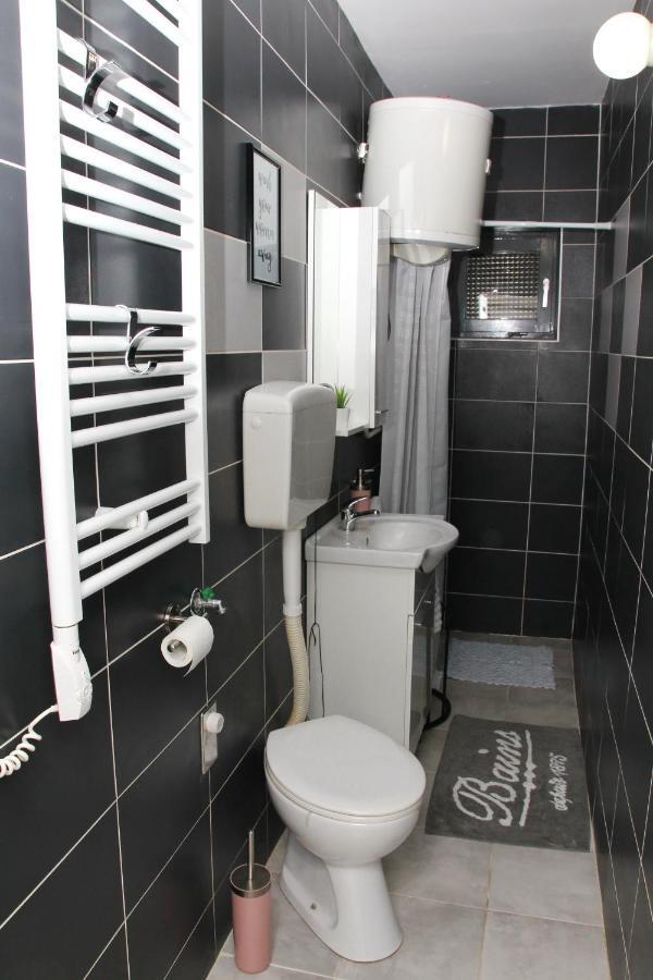 Ferienwohnung Apartman Zen Osijek Exterior foto